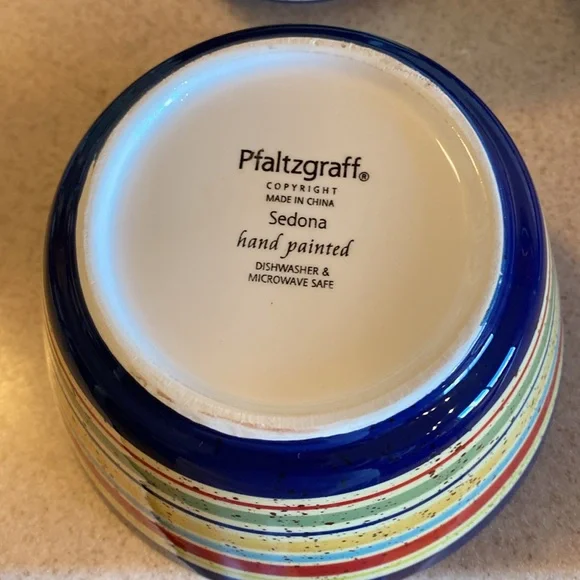 Pfaltzgraff Sedona bowls set of 3. Excellent condition. 6 x 3.5 Inches - Picture 2 of 3